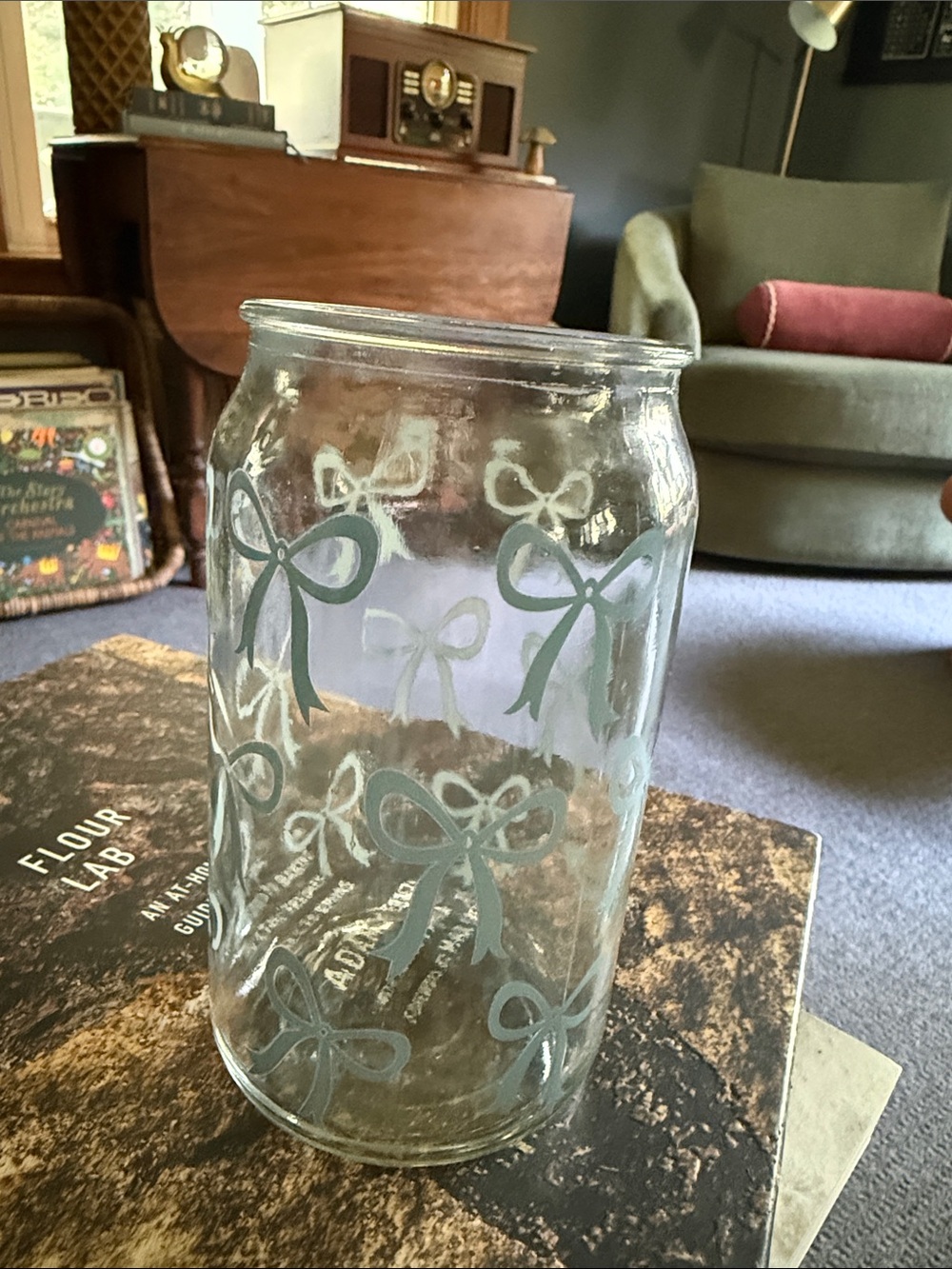 Blue Bow clear glass soda can Patterned Tumbler